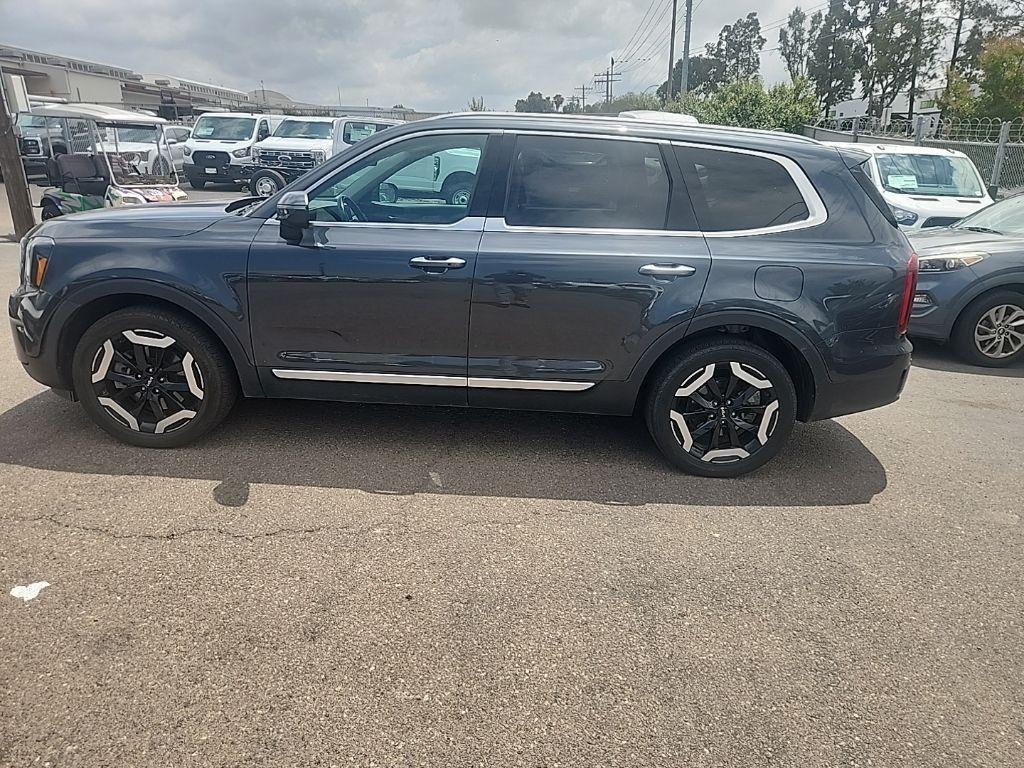 used 2023 Kia Telluride car, priced at $31,361