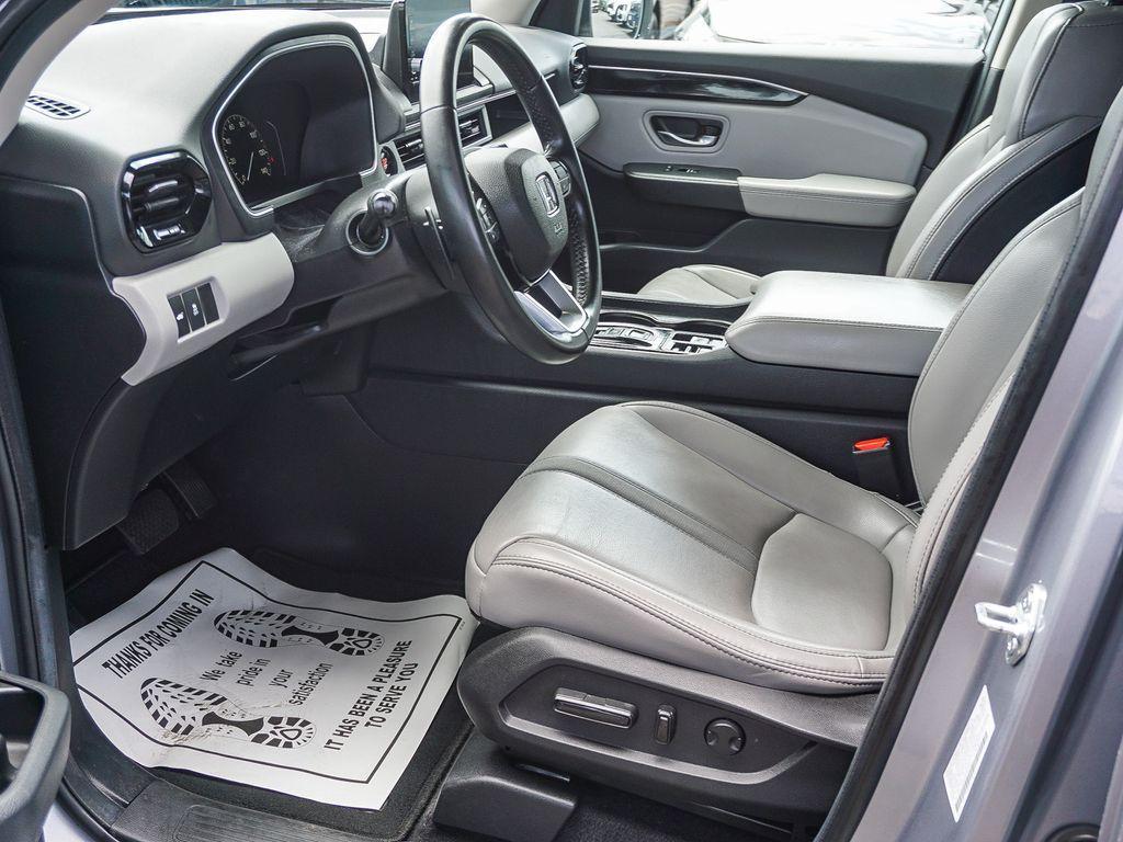 used 2024 Honda Pilot car, priced at $36,142