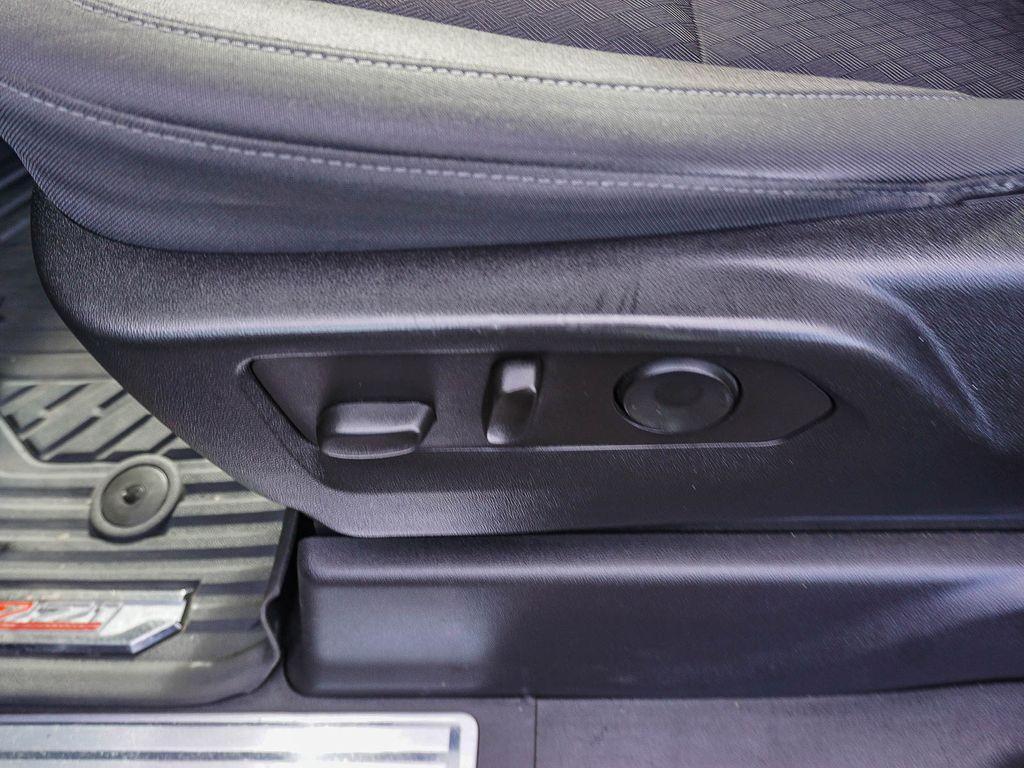 used 2022 Chevrolet Silverado 1500 car, priced at $38,992