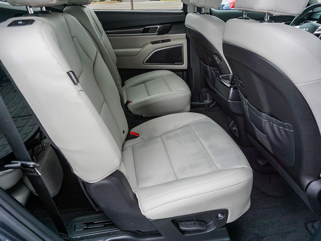 used 2024 Kia Telluride car, priced at $34,991