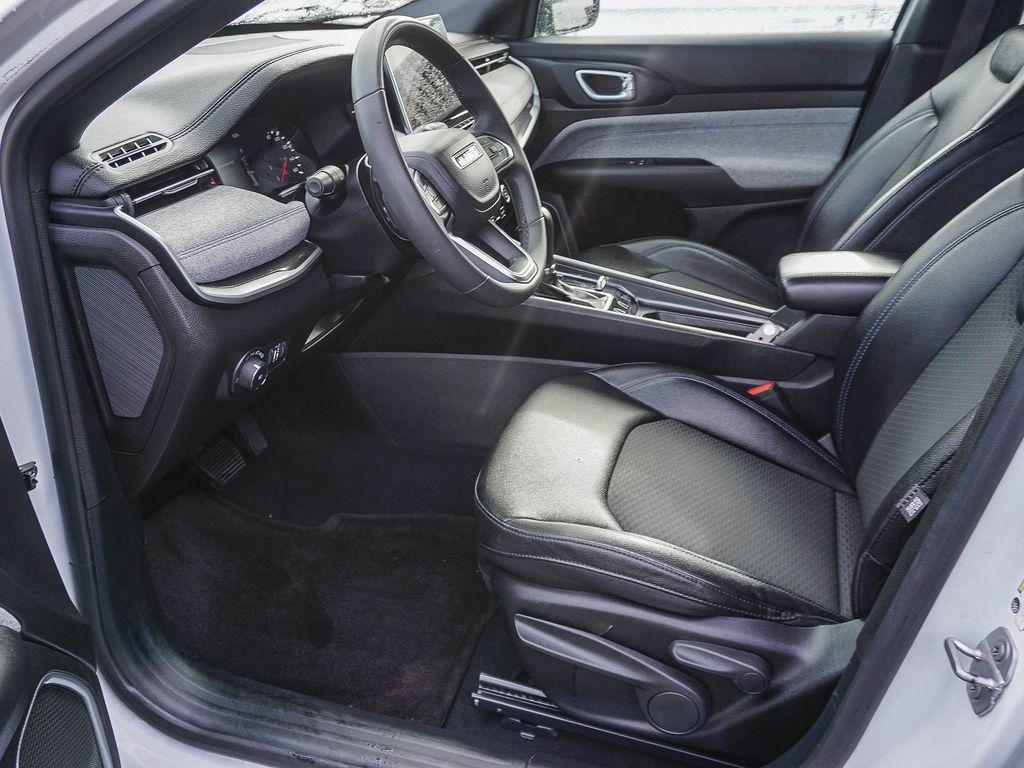 used 2024 Jeep Compass car, priced at $18,993