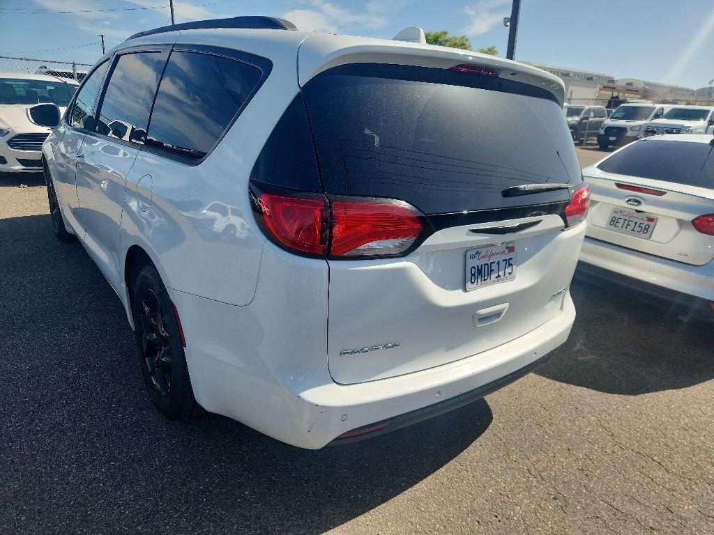 used 2018 Chrysler Pacifica car, priced at $14,491