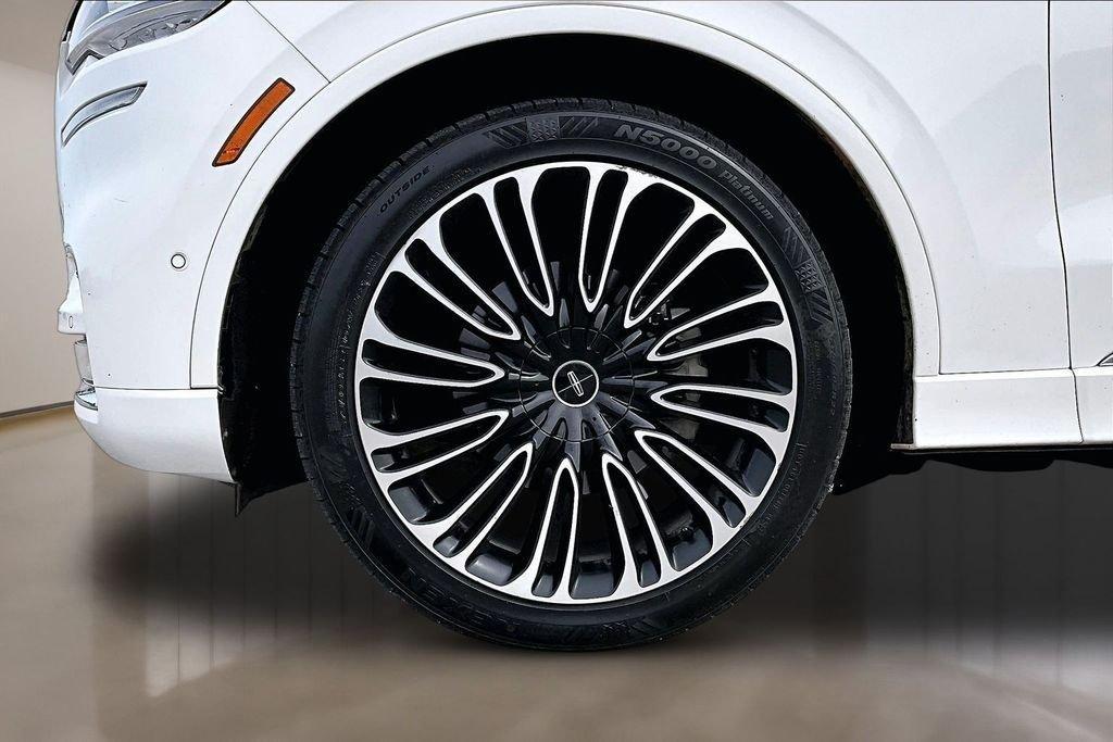 used 2020 Lincoln Aviator car, priced at $33,199