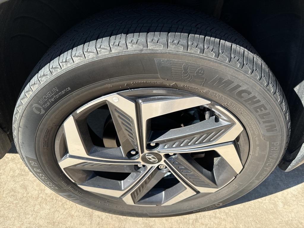 used 2022 Hyundai TUCSON Hybrid car, priced at $22,500
