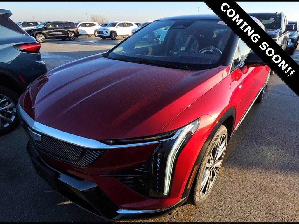 used 2025 Cadillac OPTIQ car, priced at $48,000