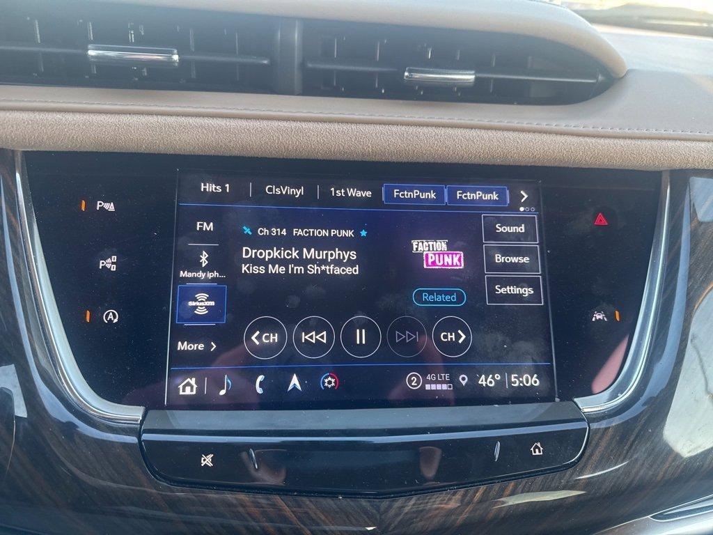 used 2023 Cadillac XT6 car, priced at $43,966