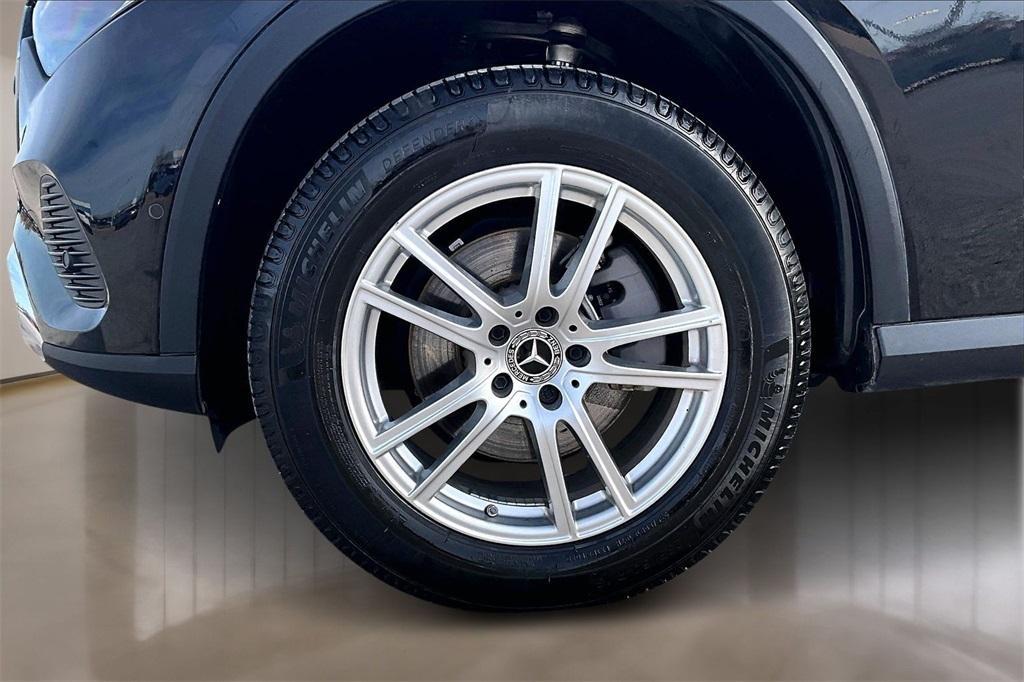 used 2023 Mercedes-Benz GLC 300 car, priced at $30,776
