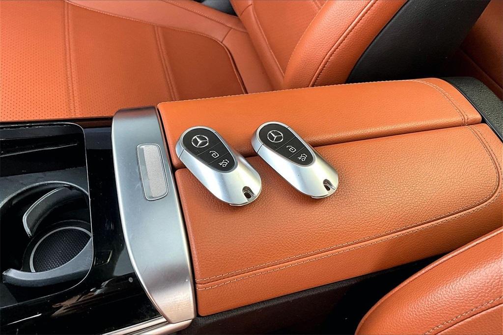 used 2023 Mercedes-Benz GLC 300 car, priced at $30,776