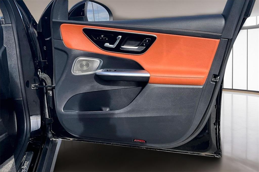 used 2023 Mercedes-Benz GLC 300 car, priced at $30,776