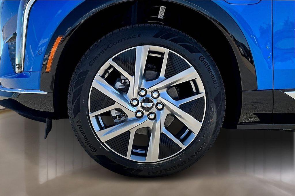 new 2026 Cadillac OPTIQ car, priced at $54,713