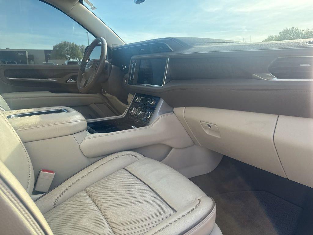 used 2022 GMC Yukon XL car, priced at $48,588