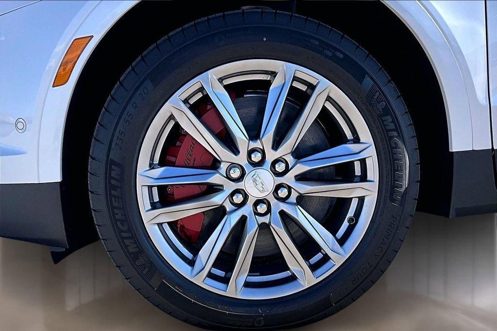 new 2026 Cadillac XT5 car, priced at $65,444