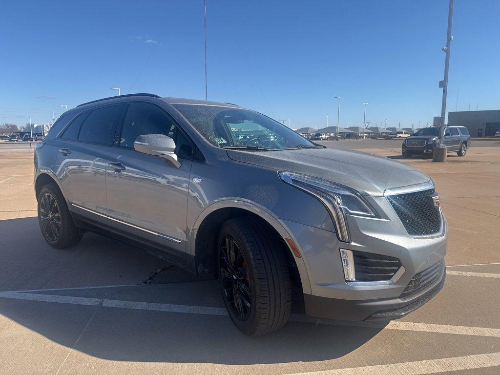 used 2023 Cadillac XT5 car, priced at $33,988