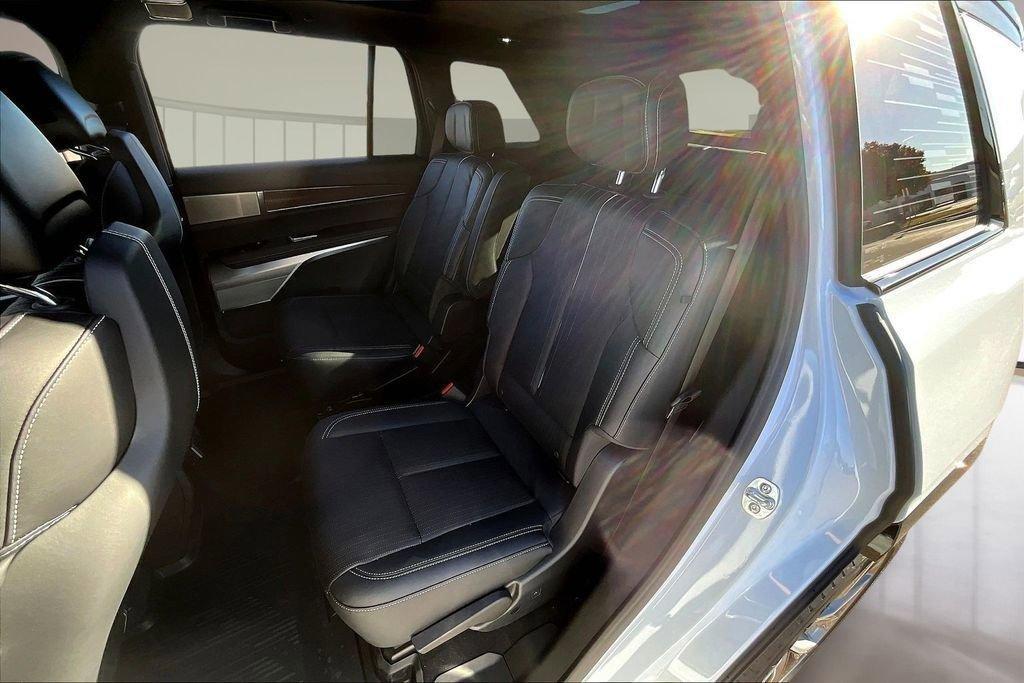new 2026 Cadillac VISTIQ car, priced at $78,633