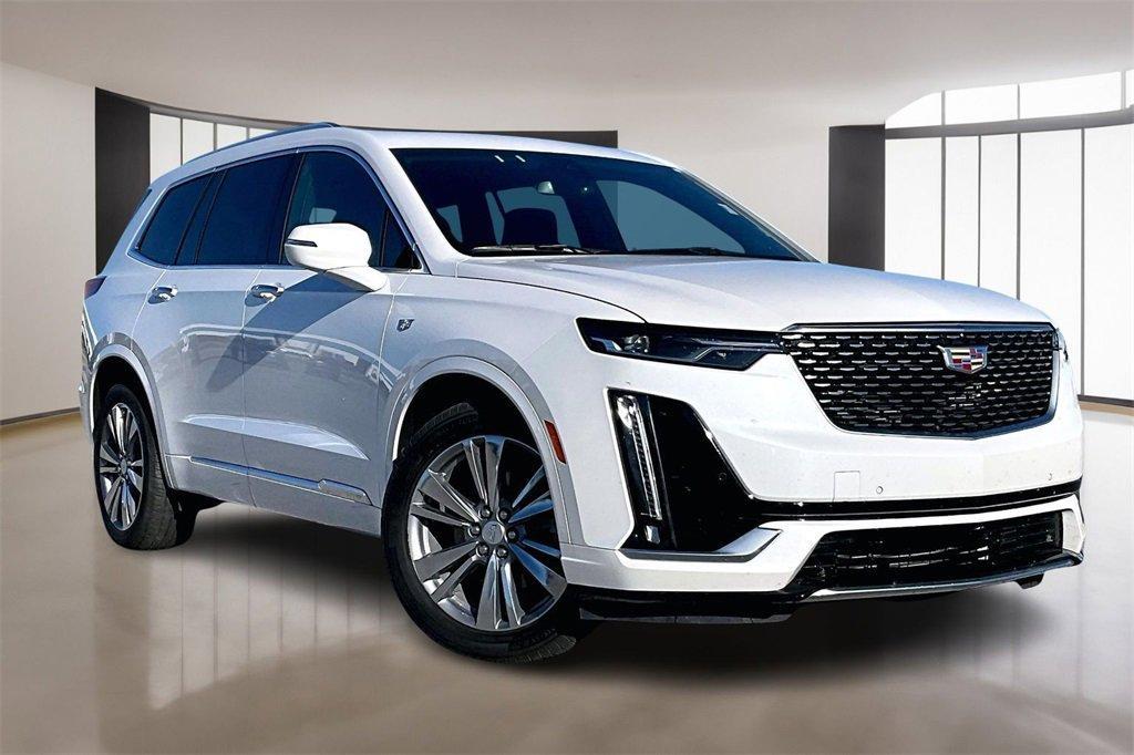 used 2025 Cadillac XT6 car, priced at $44,500