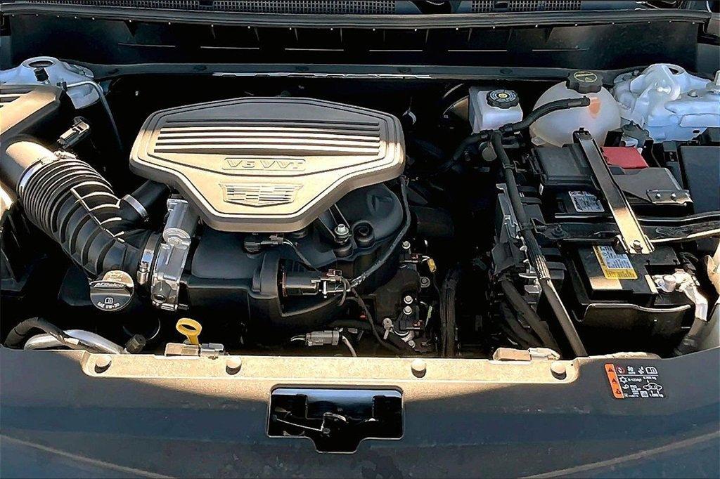 used 2025 Cadillac XT6 car, priced at $44,500