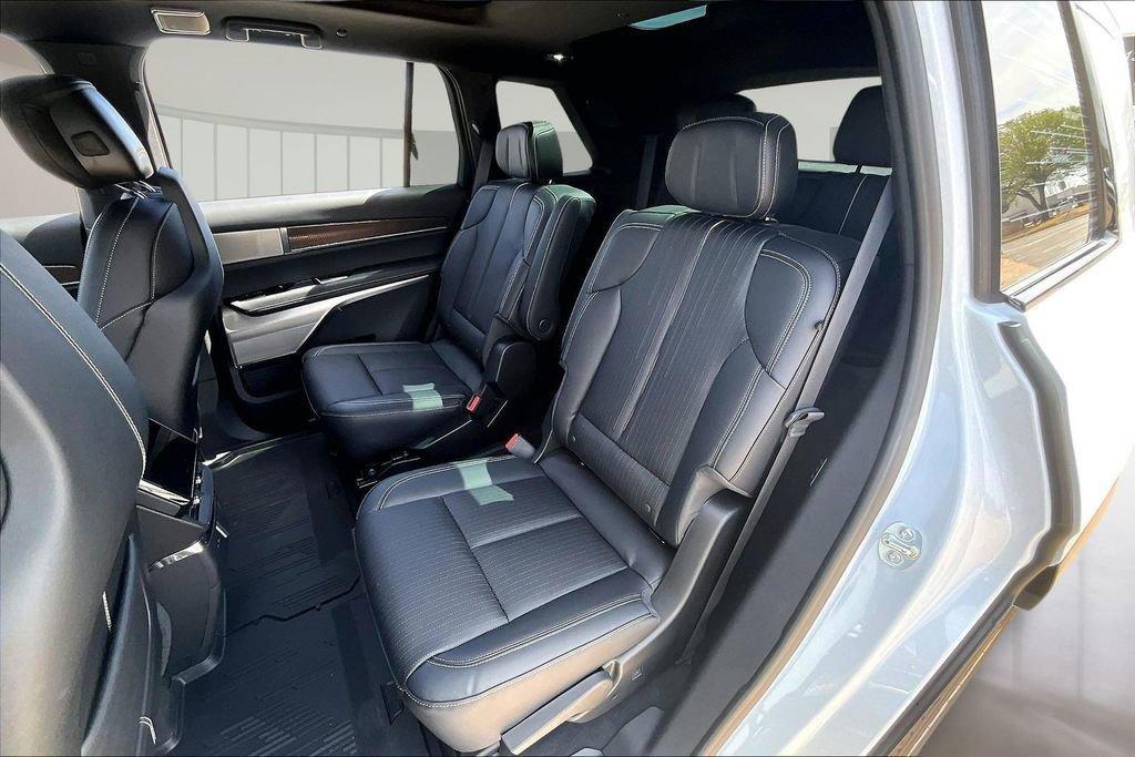 new 2026 Cadillac VISTIQ car, priced at $83,433