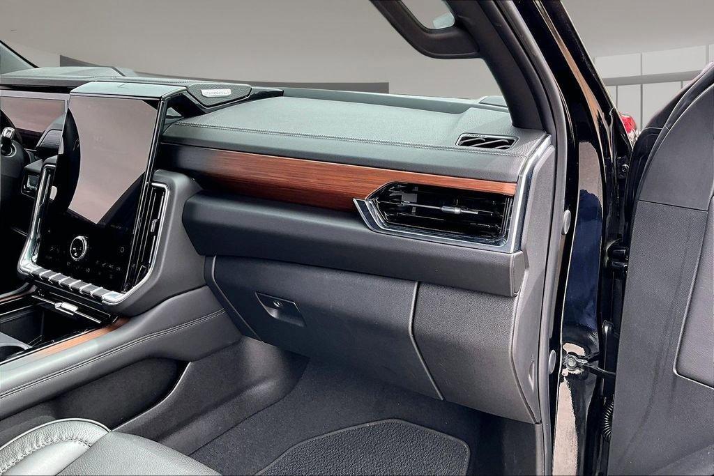 used 2025 GMC Yukon XL car, priced at $73,287