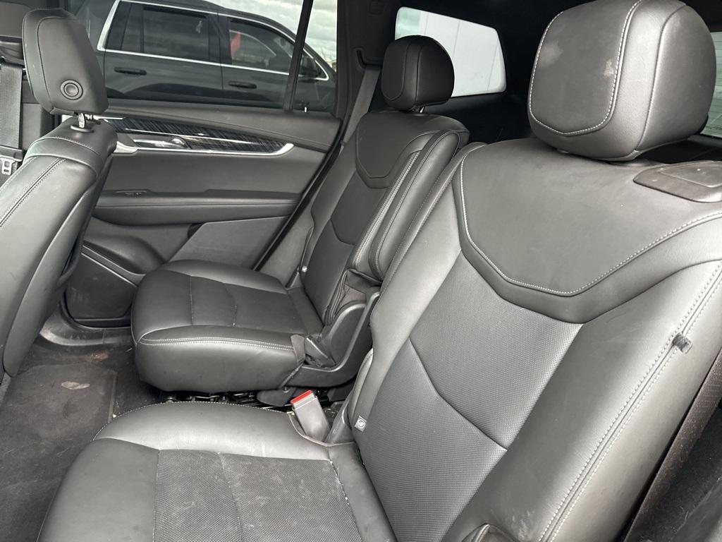 used 2023 Cadillac XT6 car, priced at $34,101