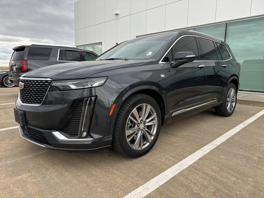 used 2023 Cadillac XT6 car, priced at $34,101