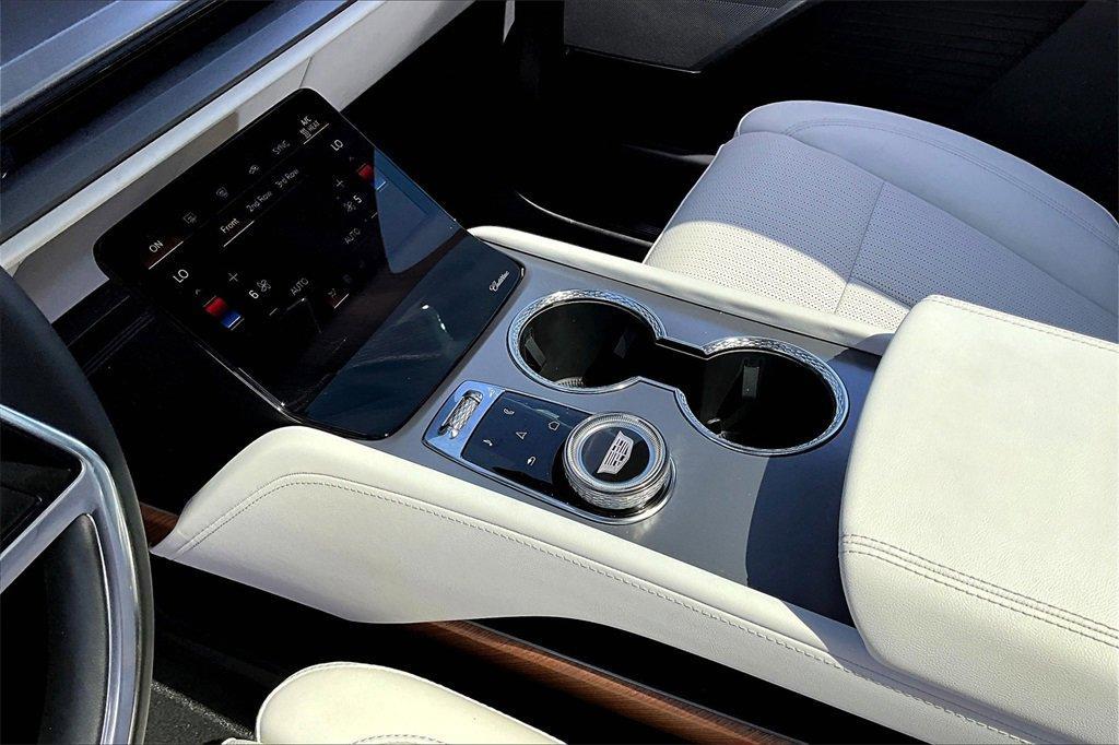 new 2026 Cadillac VISTIQ car, priced at $80,515