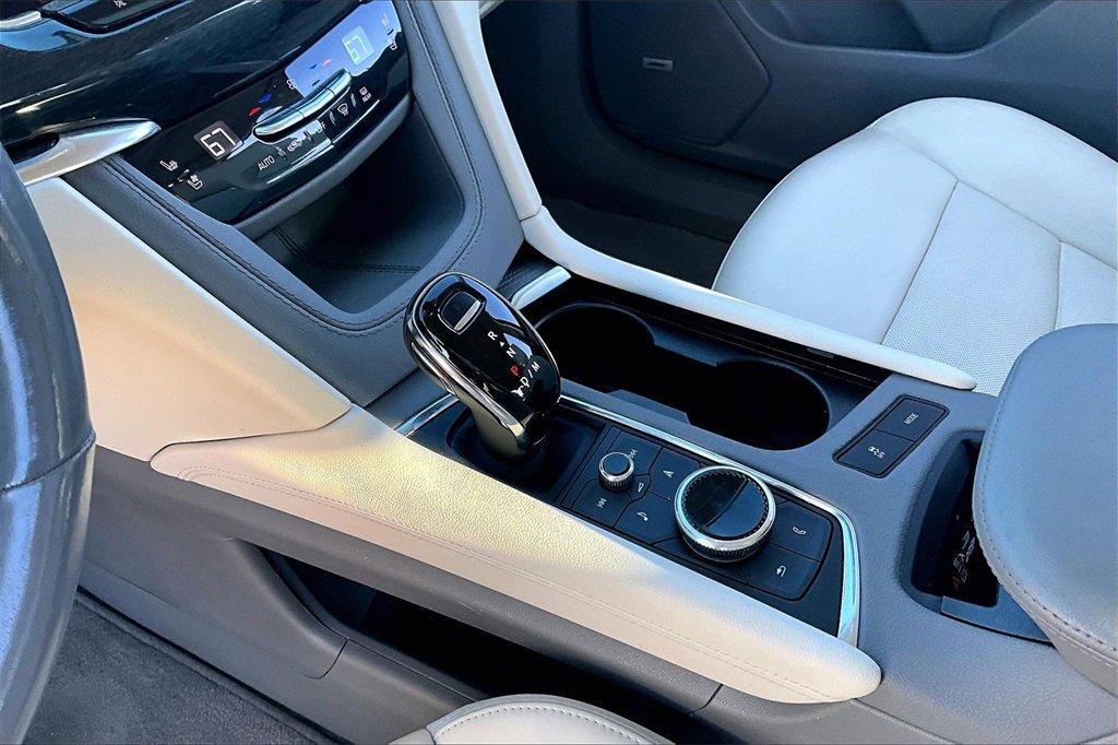 used 2023 Cadillac XT6 car, priced at $38,500