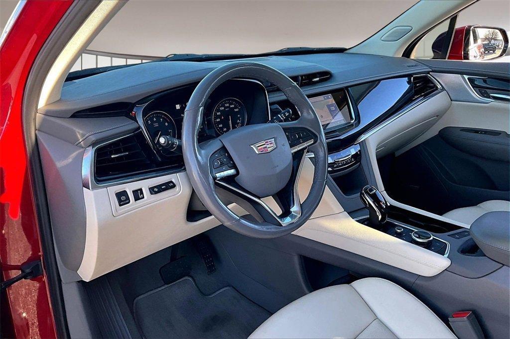used 2023 Cadillac XT6 car, priced at $38,500