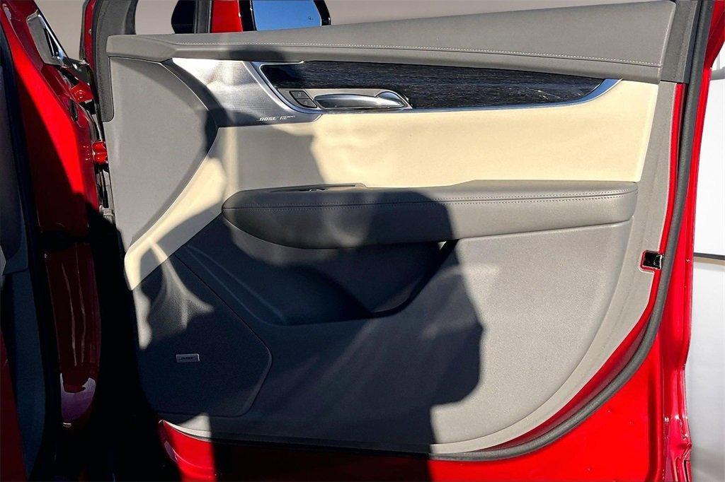 used 2023 Cadillac XT6 car, priced at $38,500