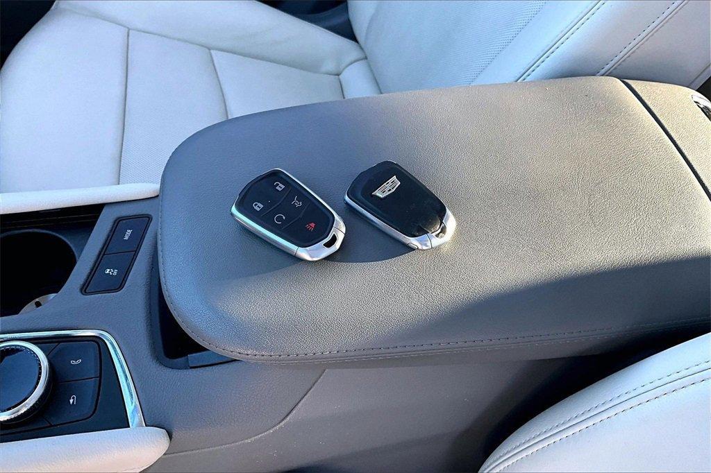 used 2023 Cadillac XT6 car, priced at $38,500