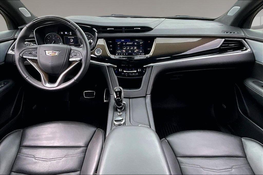 used 2025 Cadillac XT6 car, priced at $55,487
