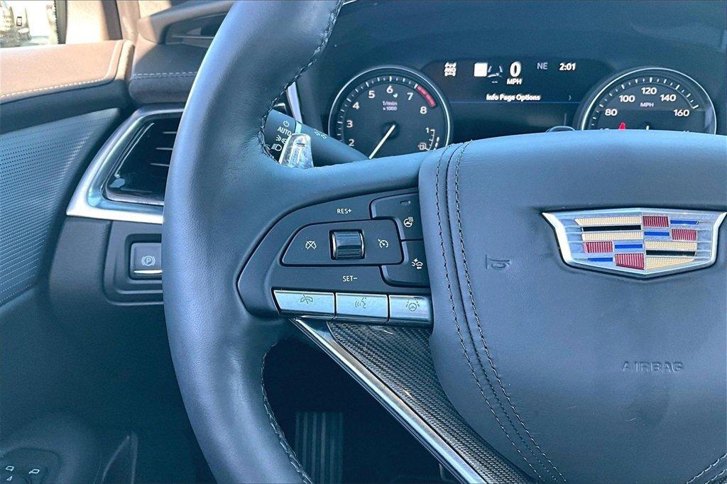 used 2025 Cadillac XT6 car, priced at $58,987