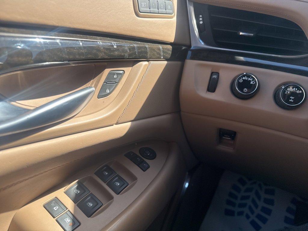 new 2018 Cadillac Escalade car, priced at $34,988
