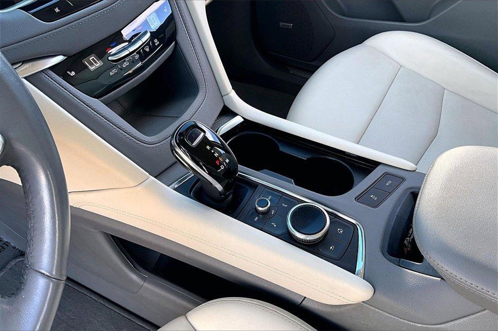 used 2021 Cadillac XT5 car, priced at $24,988