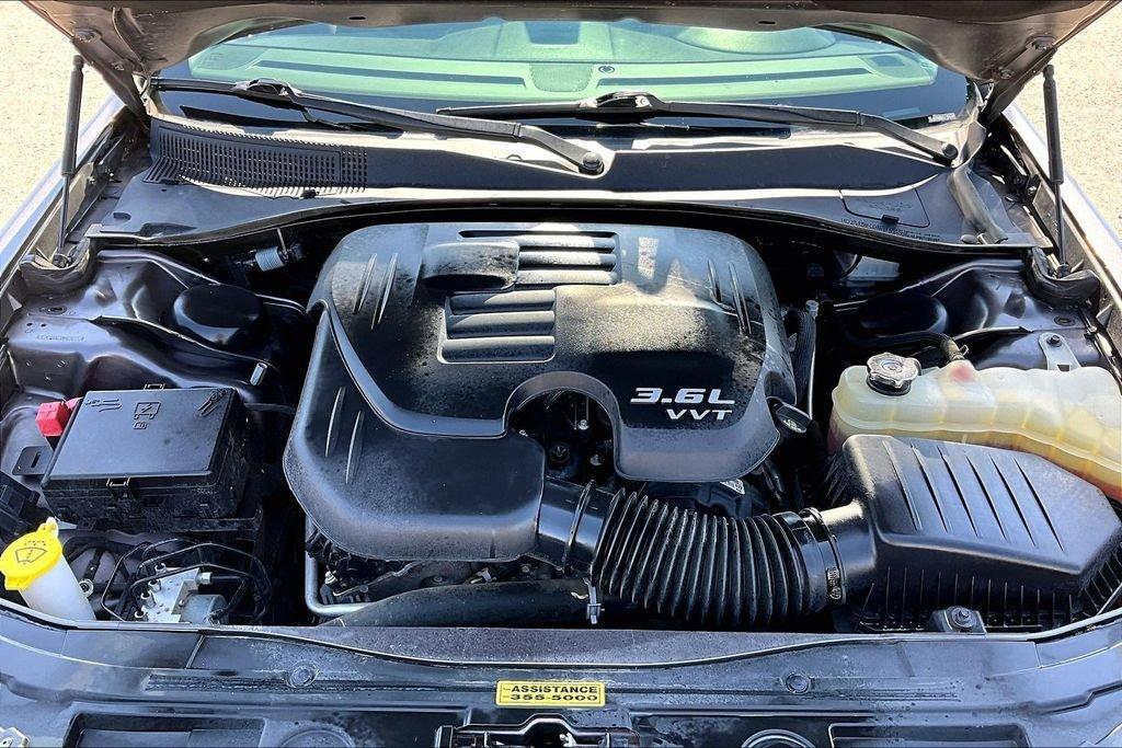 used 2021 Chrysler 300 car, priced at $18,289