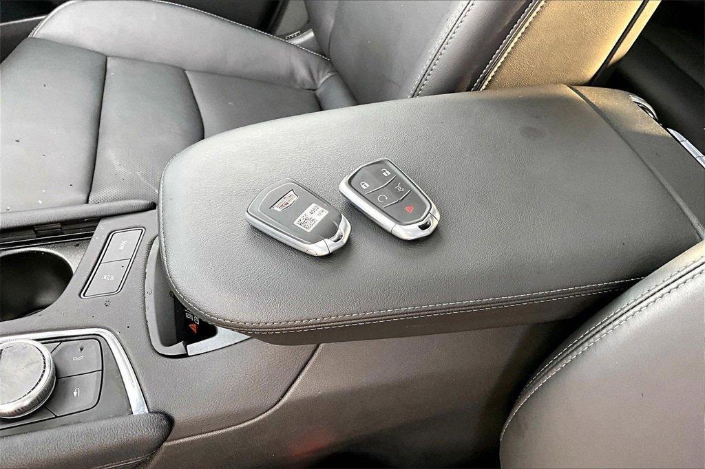 used 2024 Cadillac XT6 car, priced at $48,898