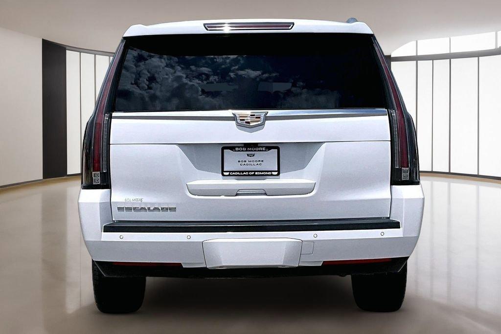 used 2020 Cadillac Escalade ESV car, priced at $33,687