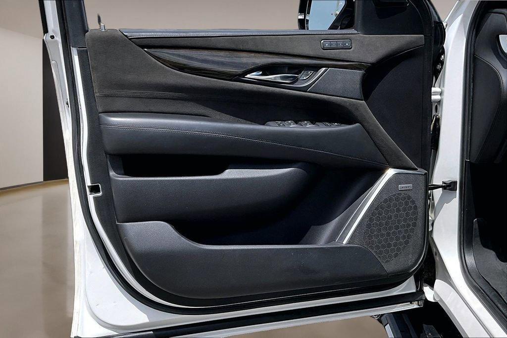 used 2020 Cadillac Escalade ESV car, priced at $33,687