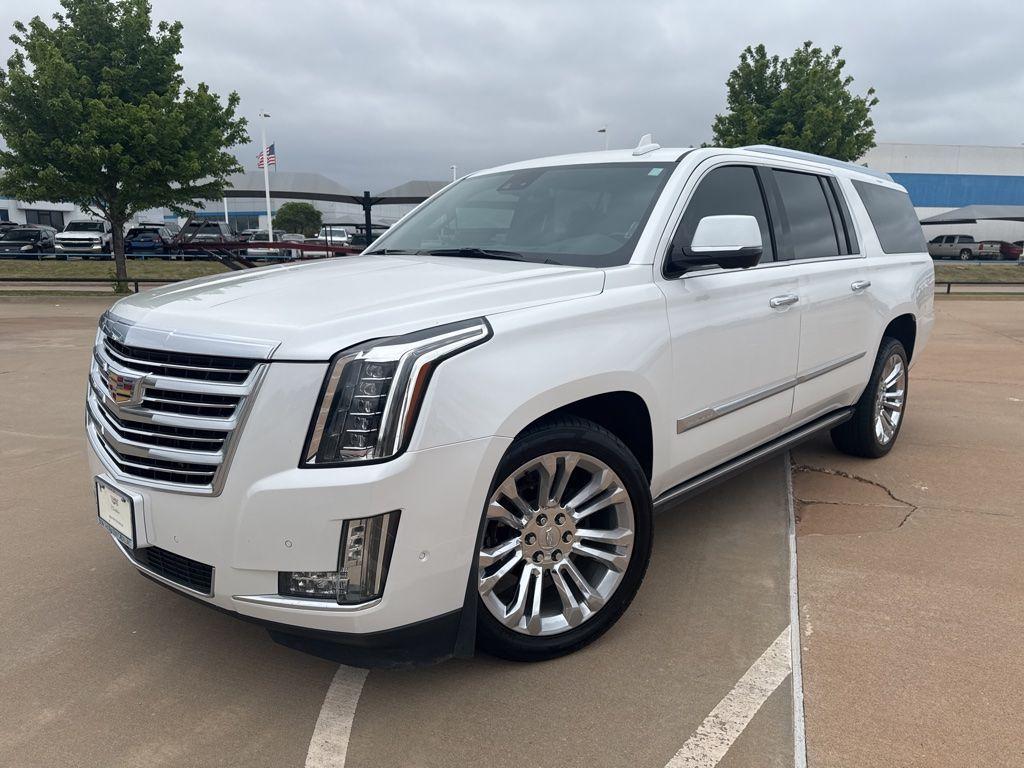 used 2020 Cadillac Escalade ESV car, priced at $31,825