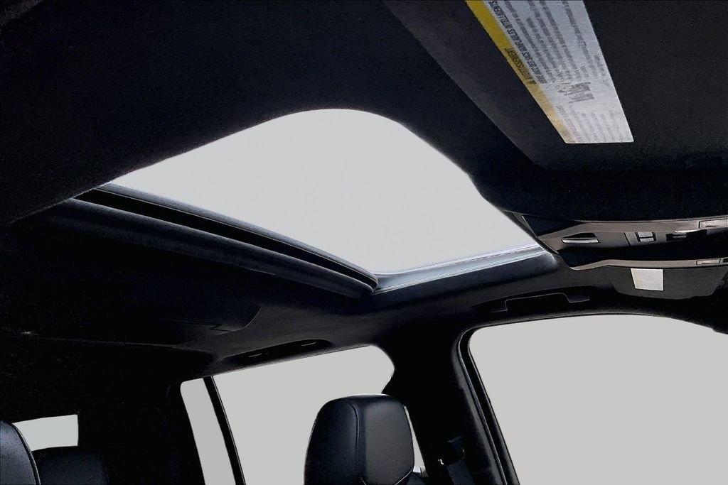 used 2020 Cadillac Escalade ESV car, priced at $33,687