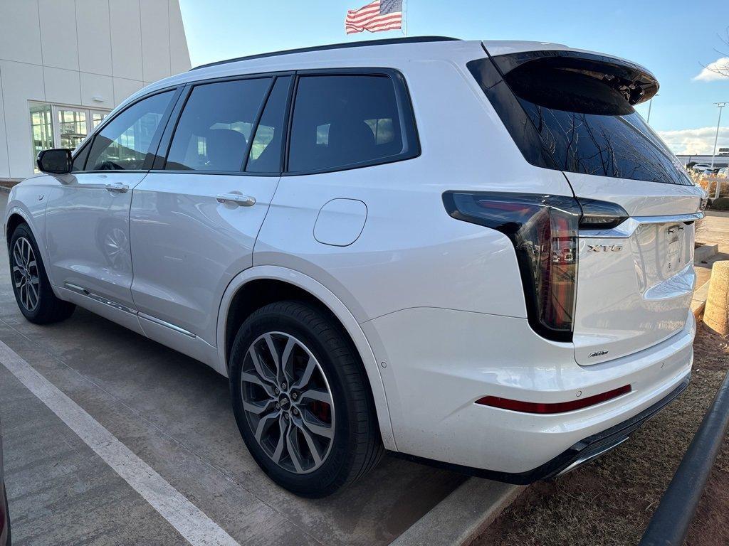 used 2023 Cadillac XT6 car, priced at $41,500