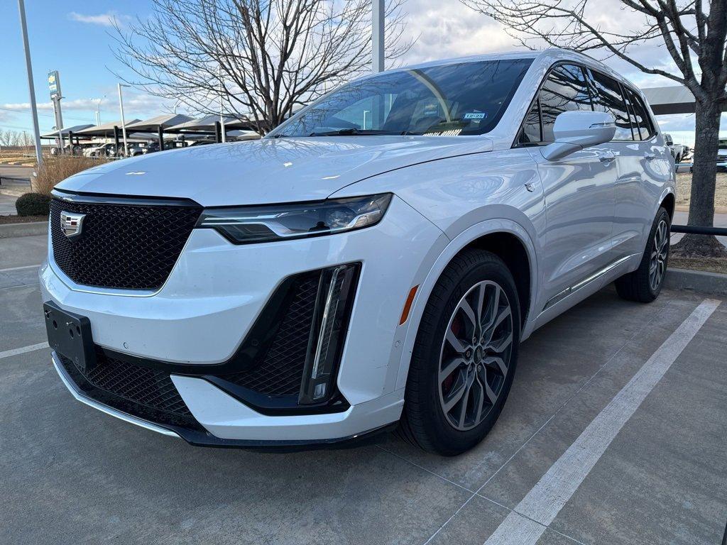 used 2023 Cadillac XT6 car, priced at $41,500