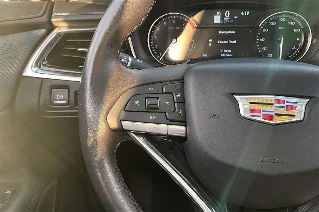 used 2025 Cadillac XT6 car, priced at $40,988