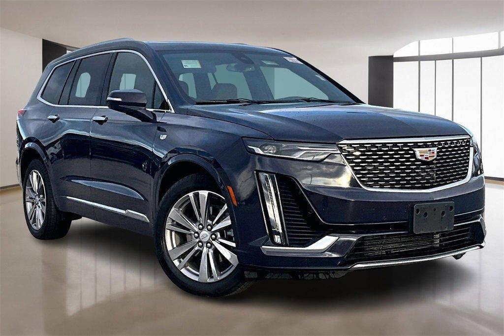 used 2025 Cadillac XT6 car, priced at $40,988