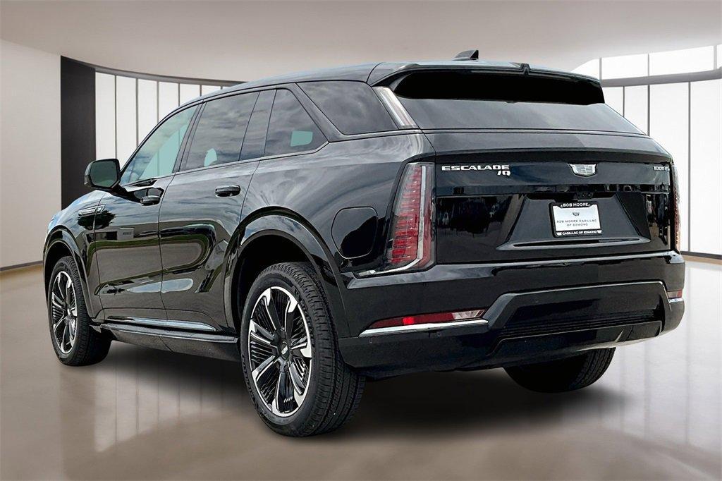 new 2025 Cadillac Escalade IQ car, priced at $152,485