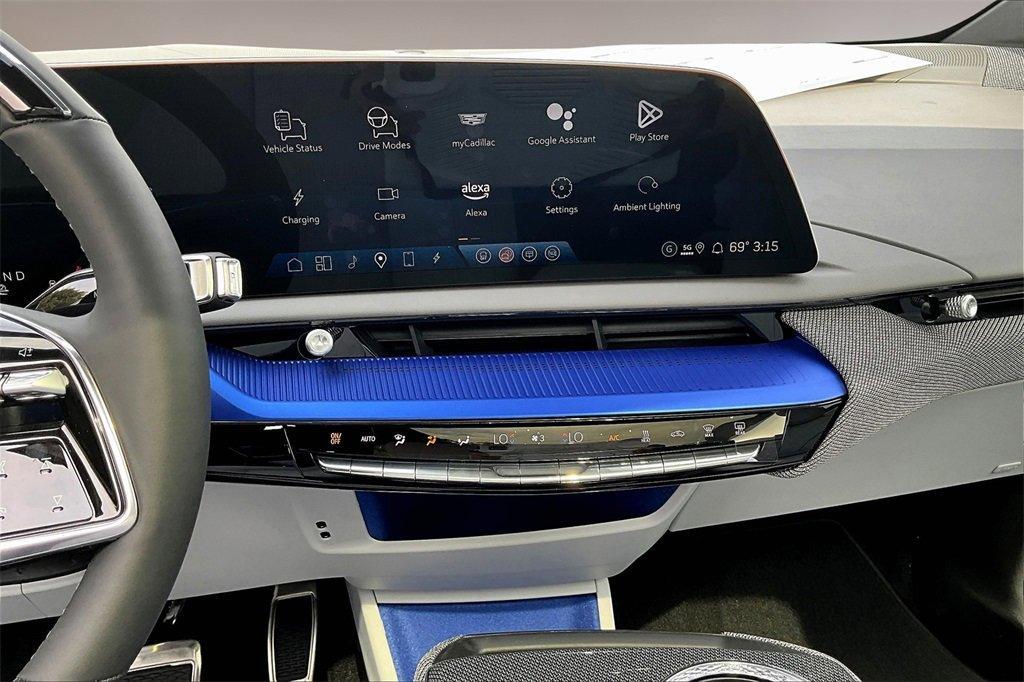 new 2025 Cadillac OPTIQ car, priced at $60,495