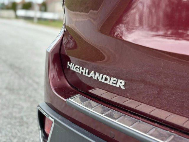 used 2019 Toyota Highlander car, priced at $28,980