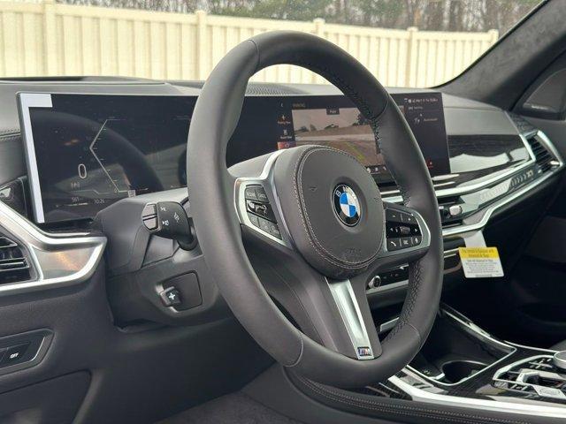 new 2026 BMW X7 car, priced at $100,500