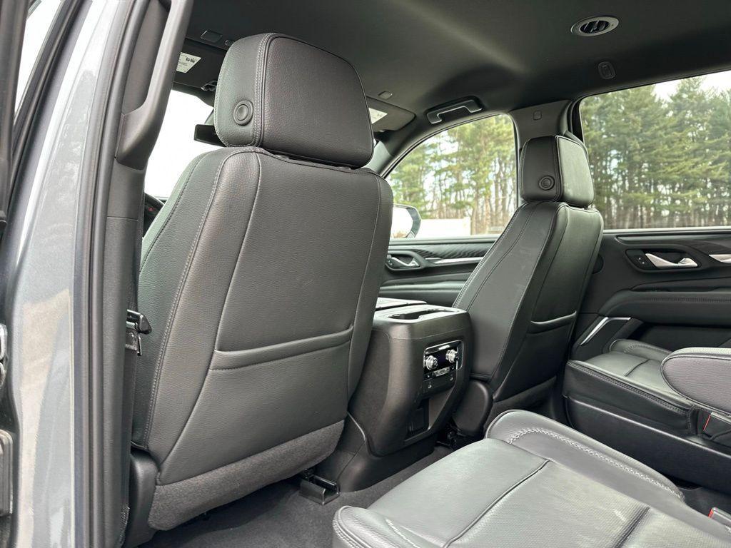 used 2022 GMC Yukon car, priced at $42,530