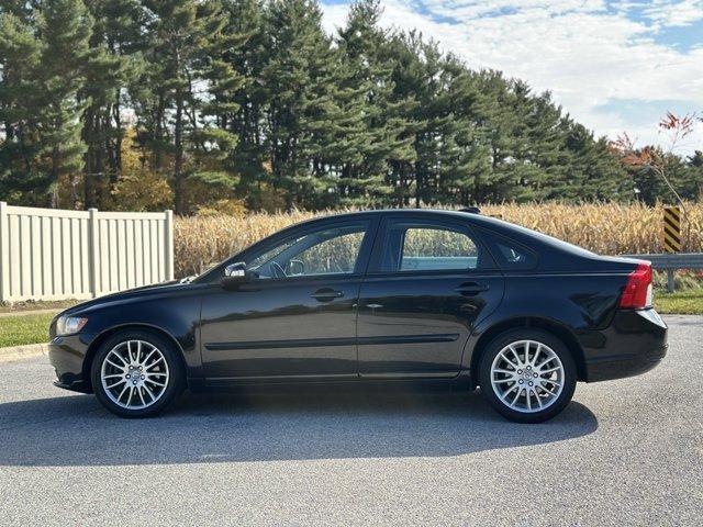 used 2009 Volvo S40 car, priced at $4,280