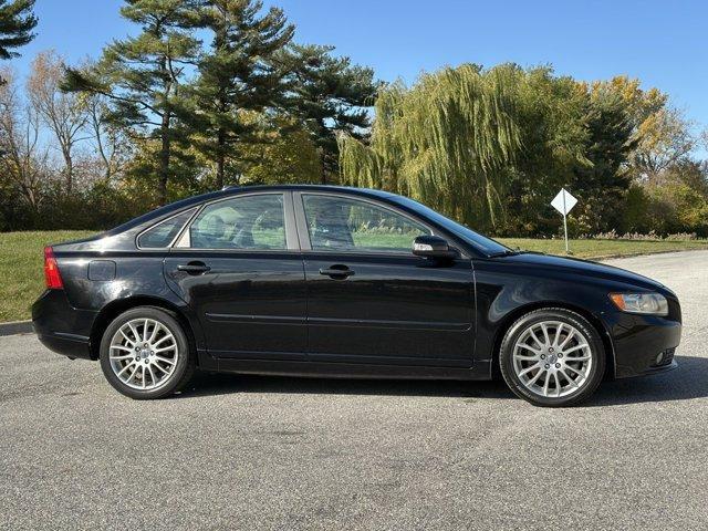 used 2009 Volvo S40 car, priced at $4,280